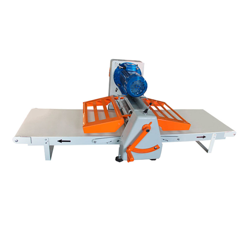 Машина-кулинарная-для-раскатки-теста-КРТ-80-500