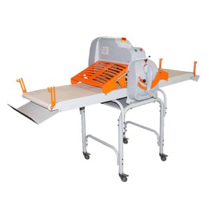 Машина тестораскаточная "Ролл-Станко-500"