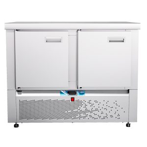 Стол холод. среднетемпер. с ниж.располож. агрегата СХС-70Н-01 стол. 202 без борт.(дверь-дверь)